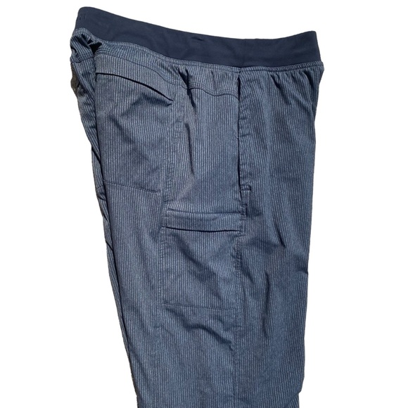 Lululemon Seawall Track Pant 2.0 Lightweight Travel in Heathered Black Gray - Picture 3 of 10